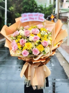 Bó Hồng Tông Vàng