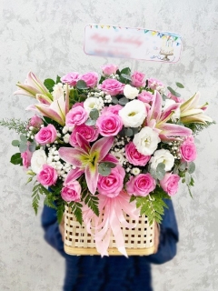 Giỏ Hoa Tông Hồng