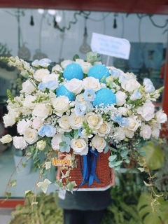 Giỏ Hoa Hiện Đại