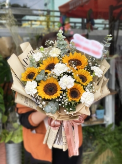 Bó Hoa Hướng Đẹp Tặng Sinh Nhật