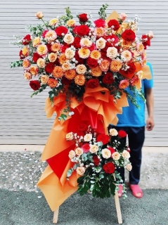 Kệ Hoa Chúc Mừng 066