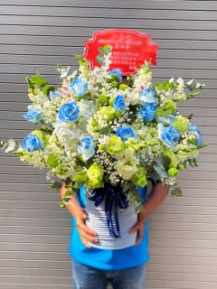 Giỏ Hoa Tông Xanh