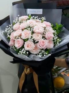 Bó Hoa Hồng Phấn Tặng Người Yêu