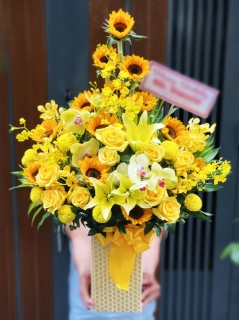 Giỏ Hồng Tông Vàng