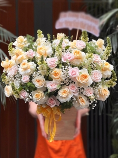 Giỏ Hoa Tươi Chúc Mừng