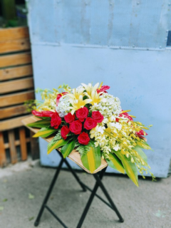 Hoa Để Bàn Sang Trọng