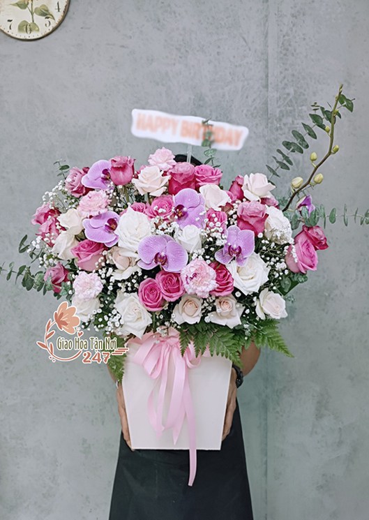 hoa sinh nhật người lớn tuổi hài hòa